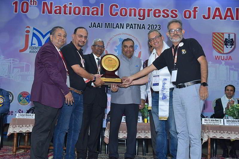 Loyola Alumni Association (LAA), Jamshedpur won the Glory to alma mater award and supporting spirit awards.