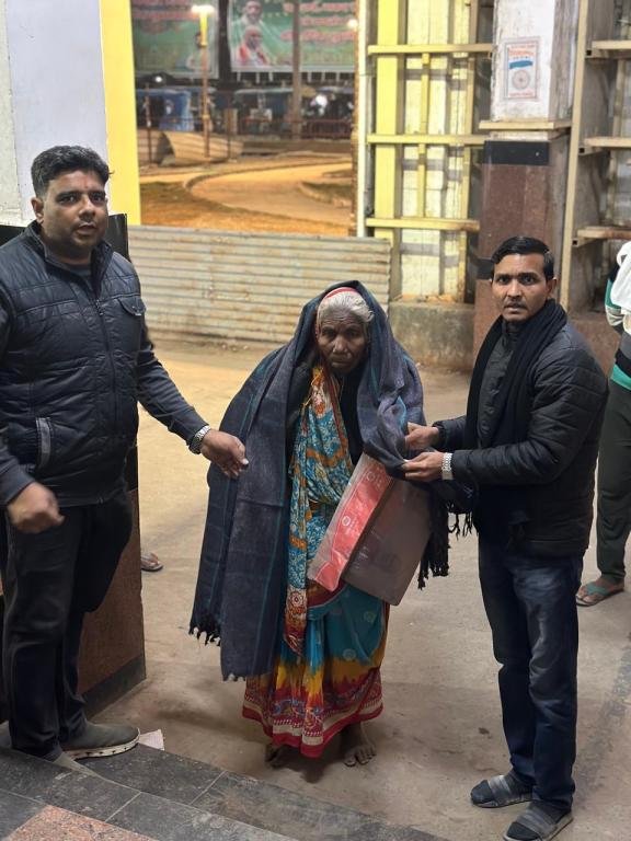 04e9abef-eed3-4356-befd-61c13c6613db