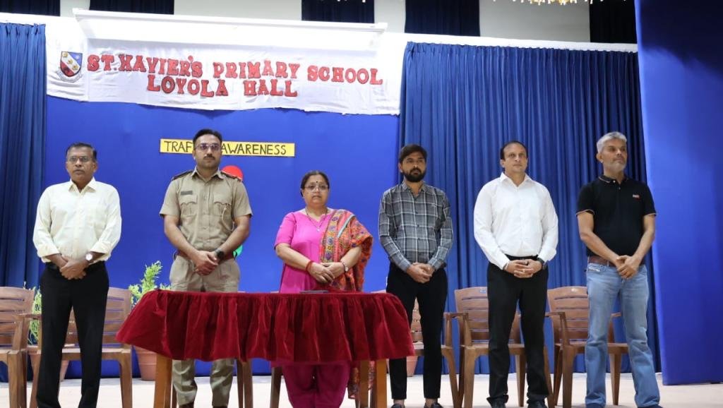 e4588501-6918-40cc-a216-585368a60f2e